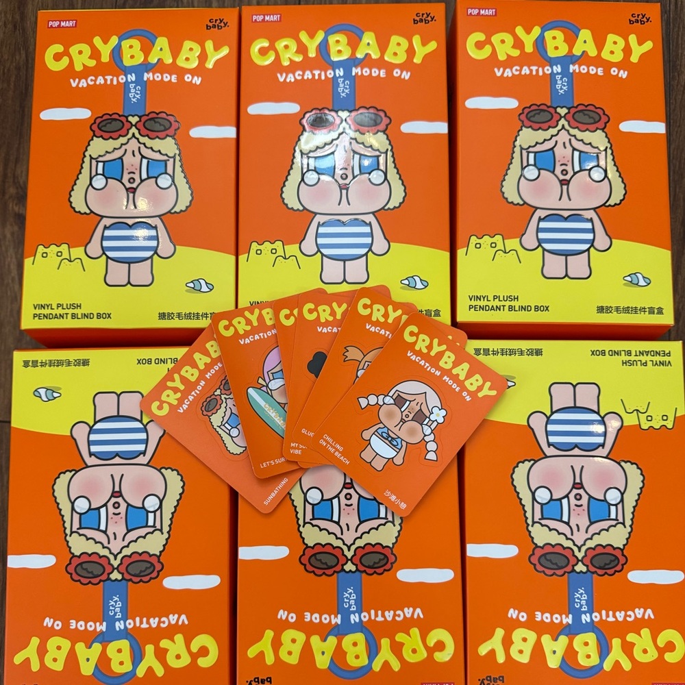 Pop Mart x Crybaby Vacation Mode On Vinyl Plush Pendant